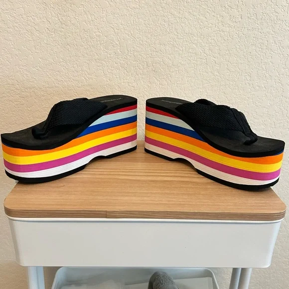 Jeffrey Campbell Wavin Rainbow Platform Flip Flop Size 10 - Picture 2 of 8